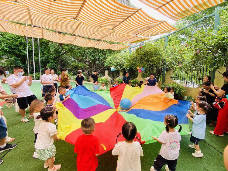 开学季|华强职校附属幼儿园、梅丽小学附属幼儿园、华新小学附属幼儿园开启欢乐新学期！